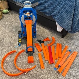 Hot Wheels Mega Garage Orange and Blue Toy With Extra Track Pieces